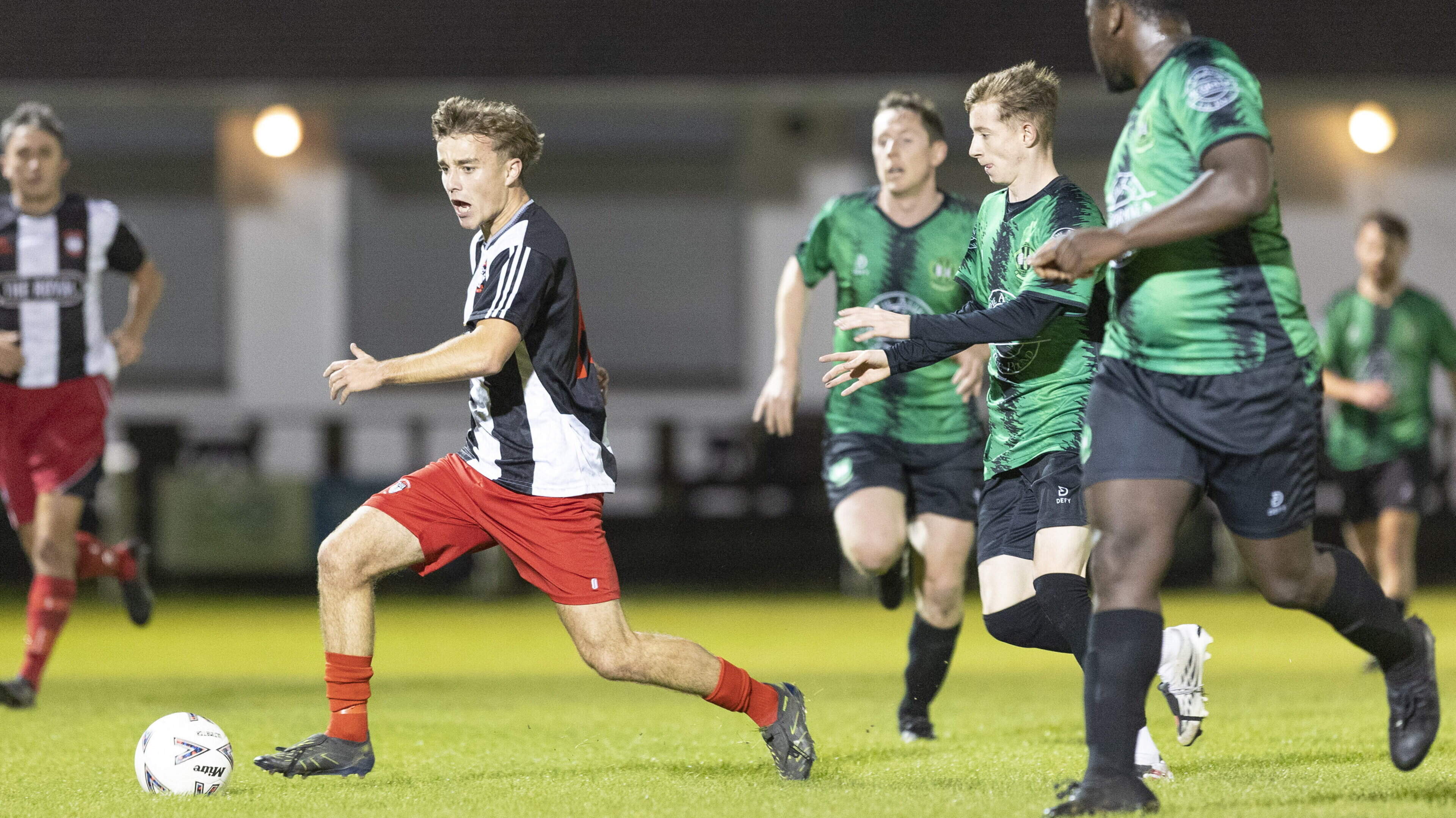 Arklow Town fight back from three down to snatch late draw against Swords Celtic